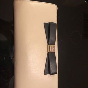 Kate Spade wallet - Hancock Park Nisha white bow